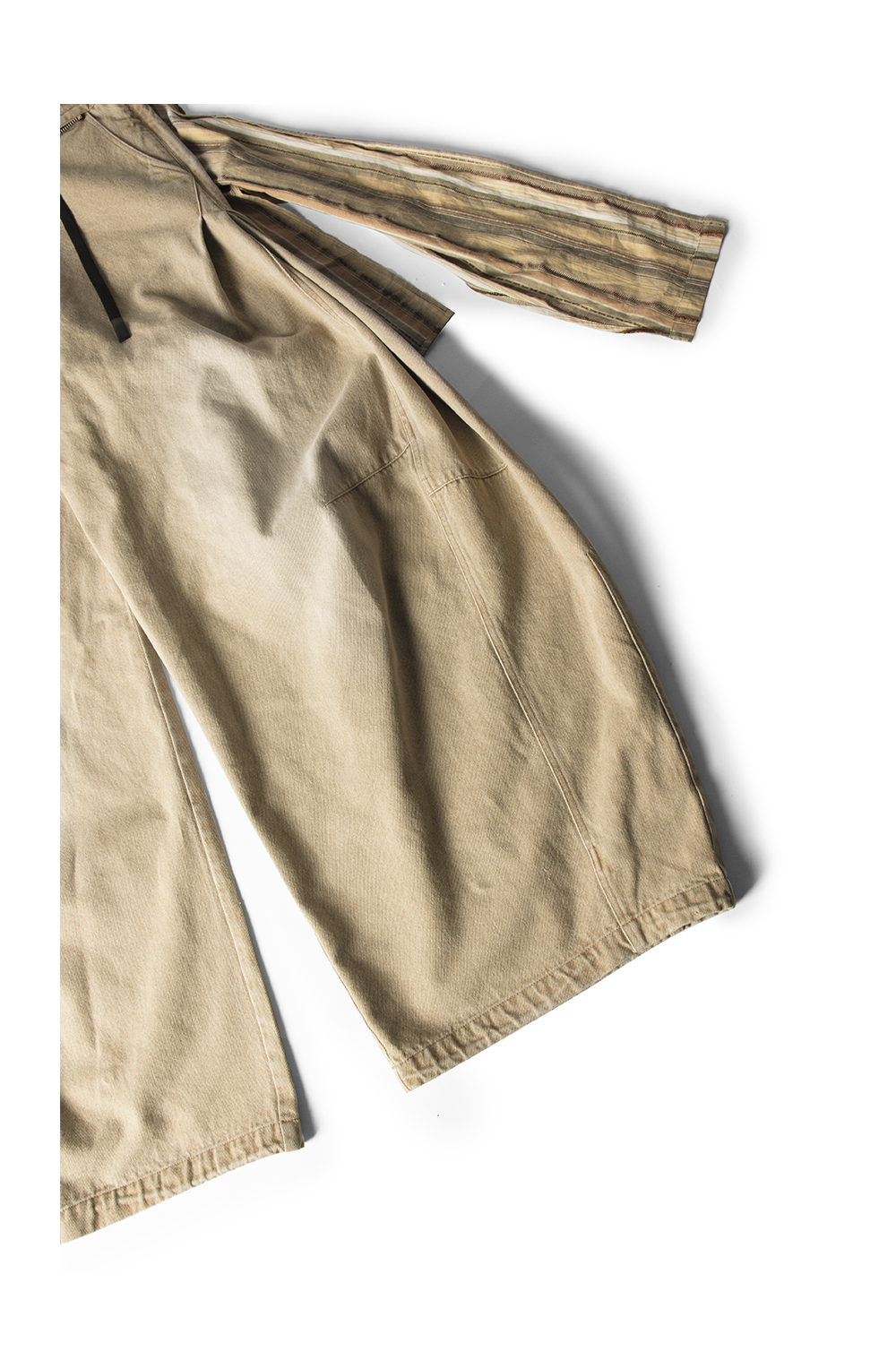 Detachable Distressed Jeans