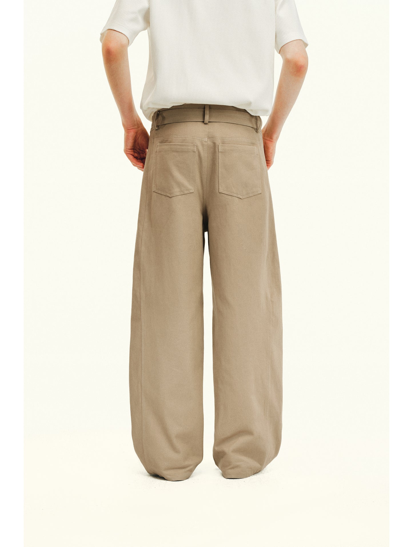 Pleated Casual Pants with Belt