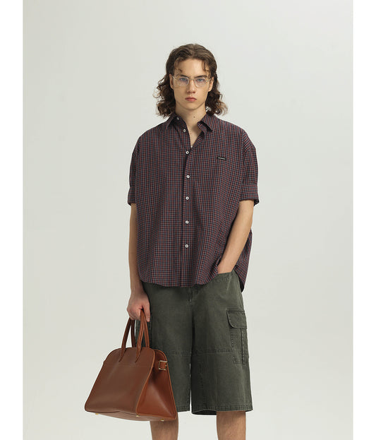 Casual shirt with folded sleeves