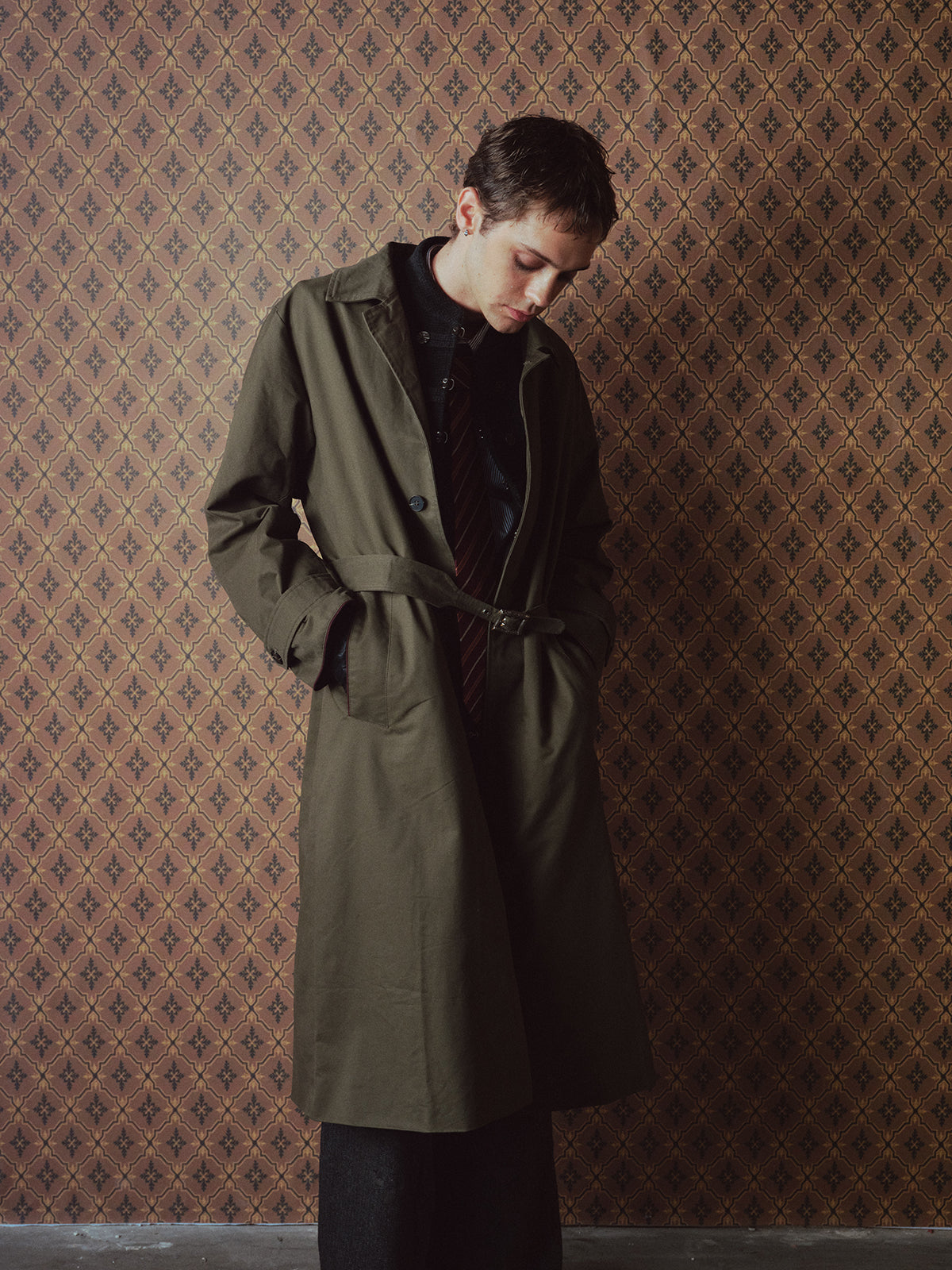 Single-breasted trench coat