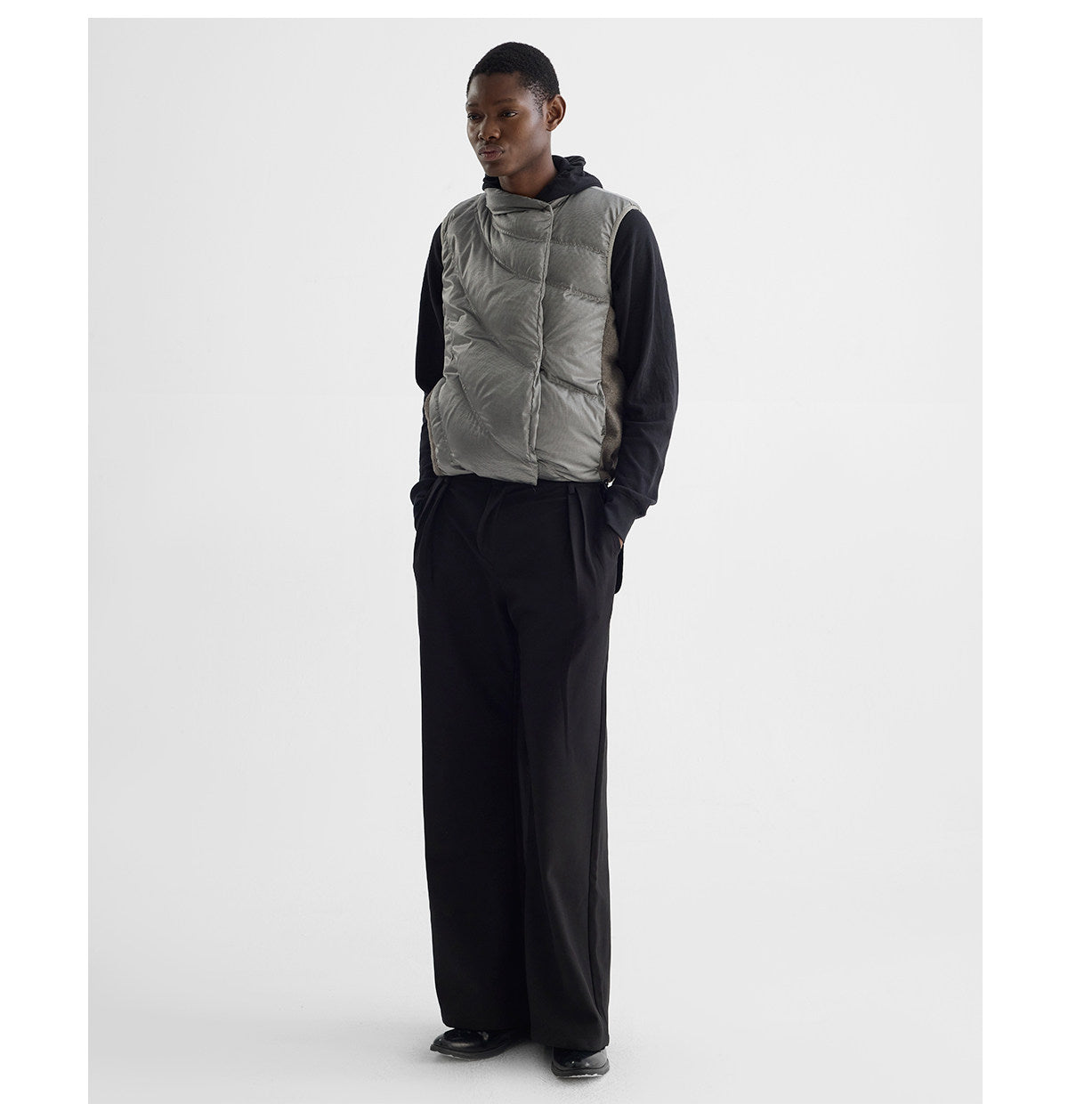 Houndstooth-Patterned Magnetic Down Vest