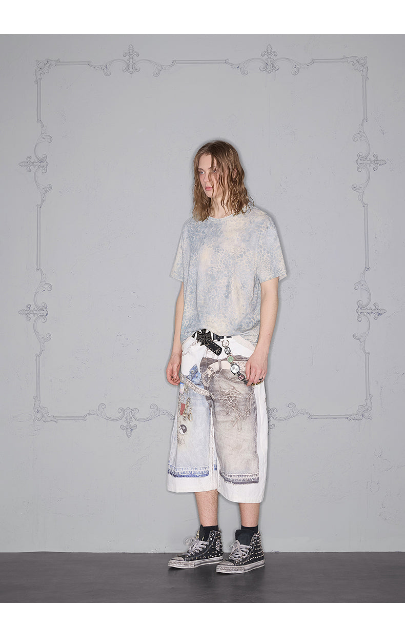 Short wide leopard print T-shirt