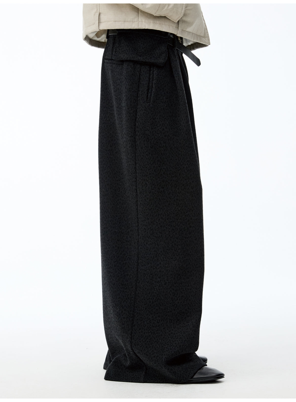 Dark Leopard Print Casual Pants