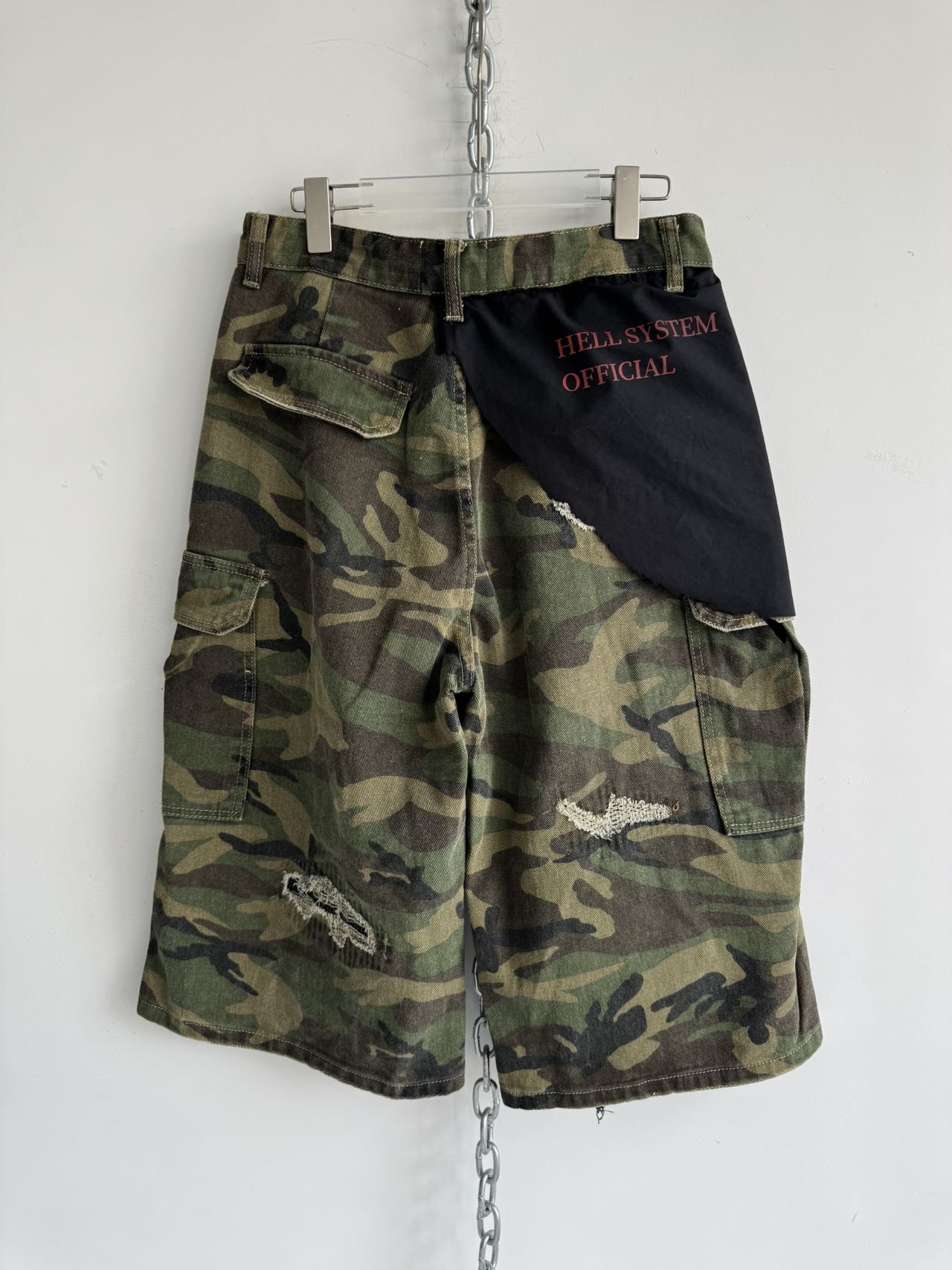 Loose Silhouette Shorts