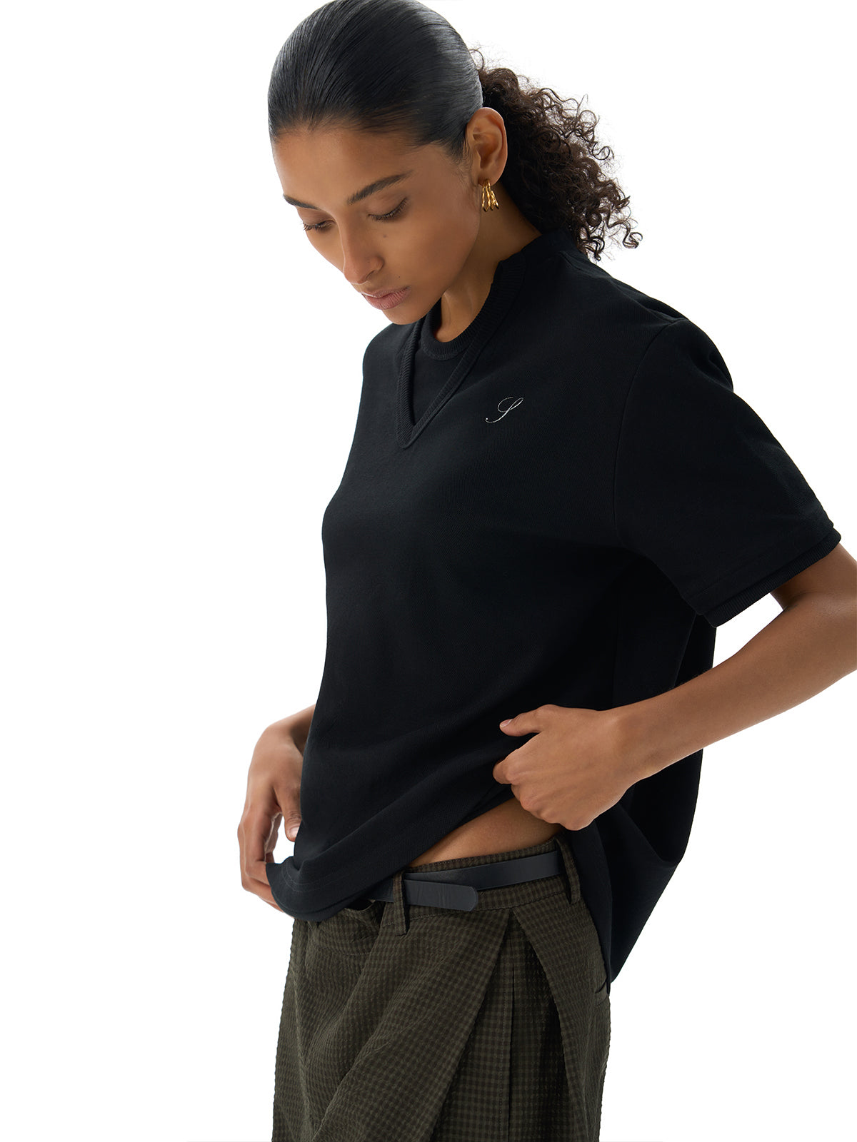 Straight Shoulder T-Shirt