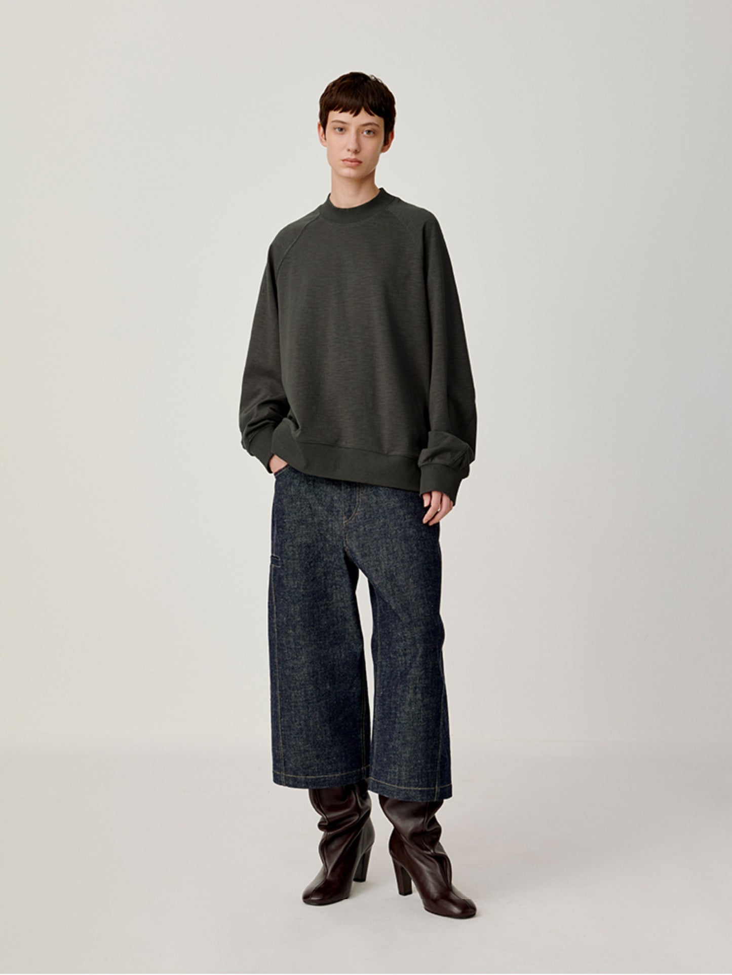 Rib-Knit Round Neck Sweatshirt