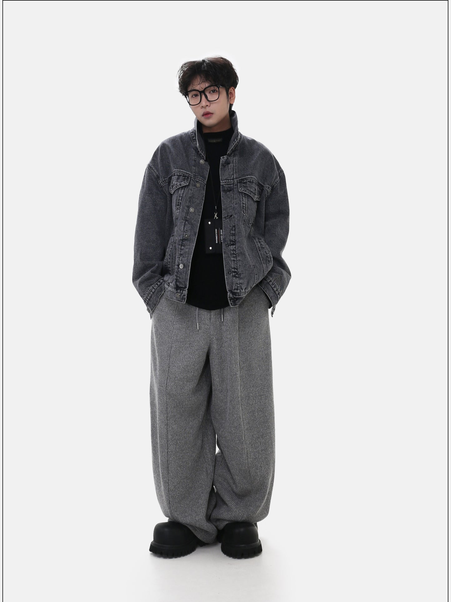 Relaxed Pleated Knit Sweatpants