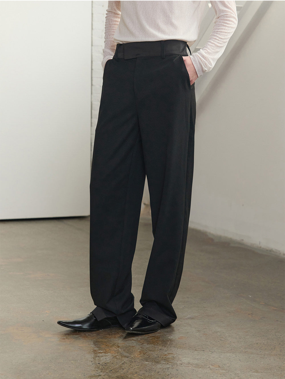 Gender-Neutral Waist Panel Casual Pants