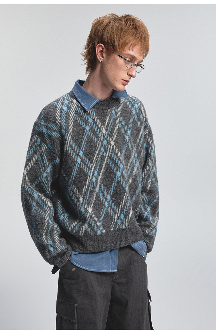 Diamond Pattern Crew Neck Sweater