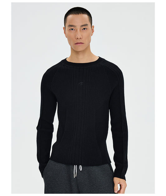 Tight-Fitting Wool Blend Sweater