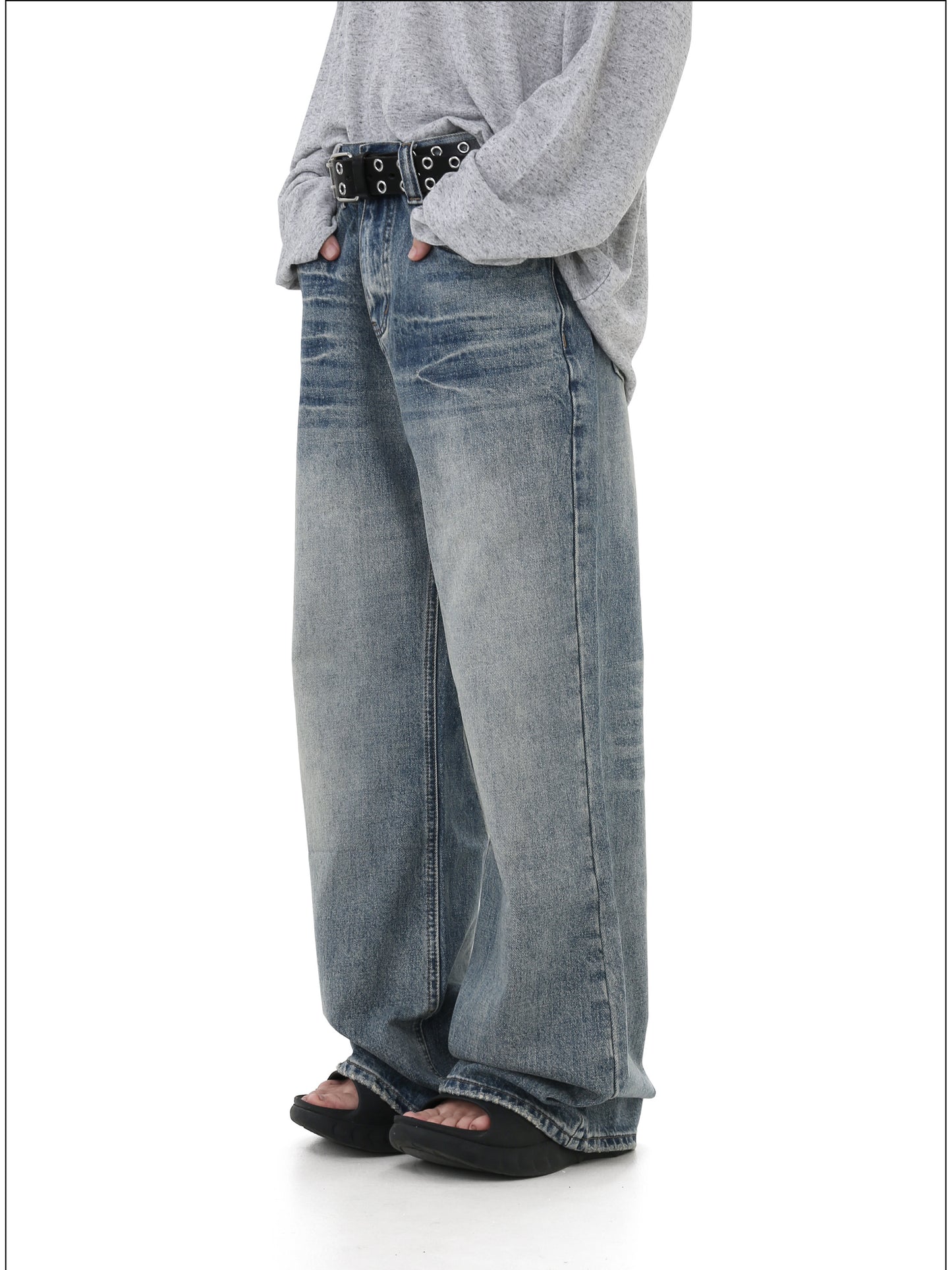Retro Straight-Leg Jeans