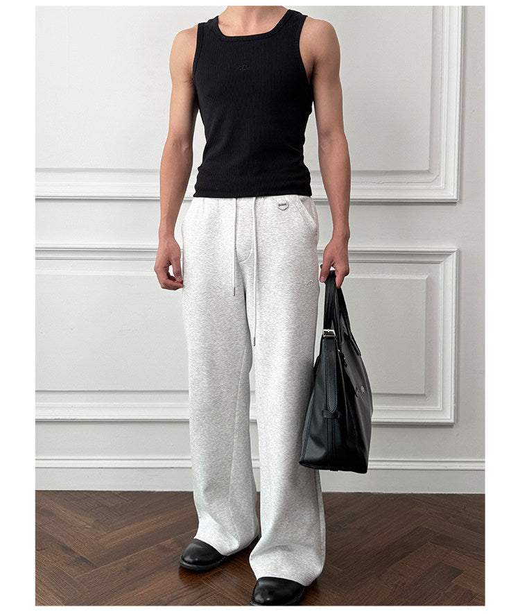 3D-cut sweatpants