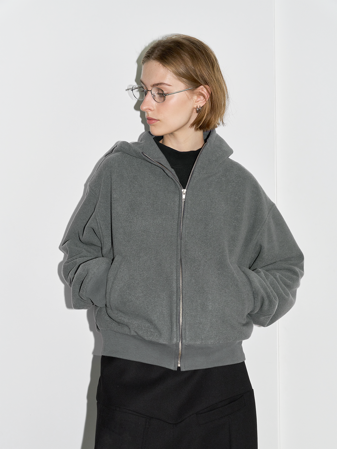 Unisex Short wide cut hooded zipper sweatshirt