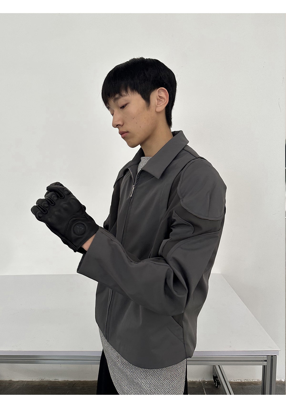 Deconstructed Armor Type Clean Fit Jacket