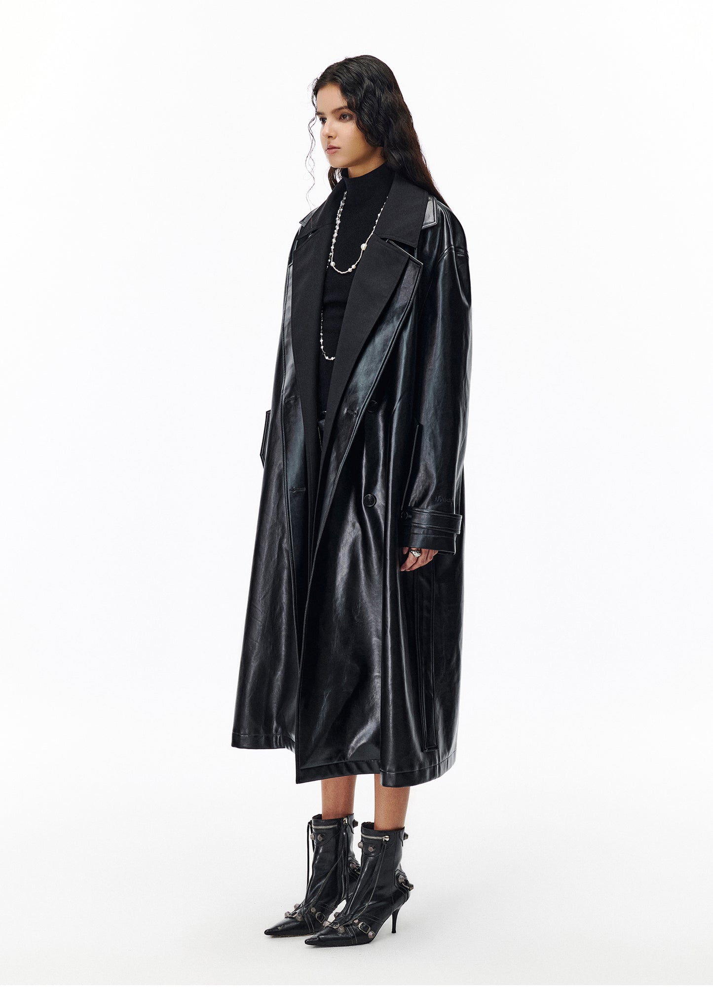 Faux two-piece long coat