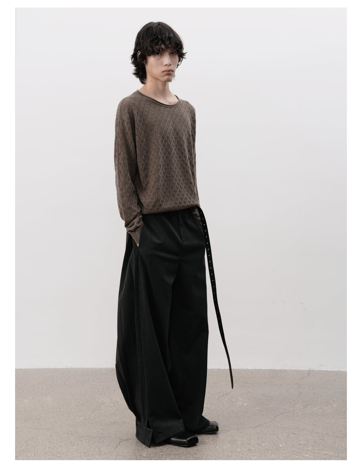 Side-Pleated Casual Pants