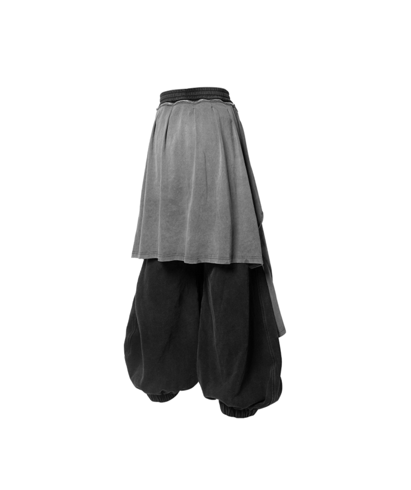 Removable T-shirt and sweatpants