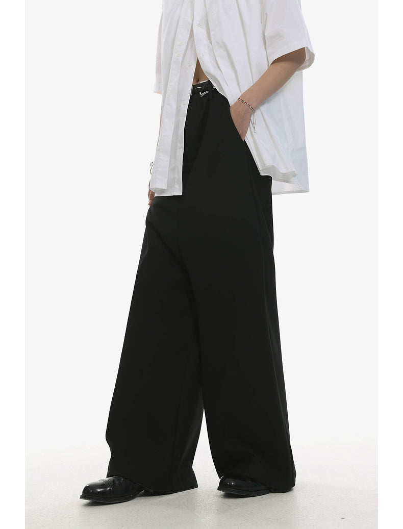 Low-end style silhouette drape pants