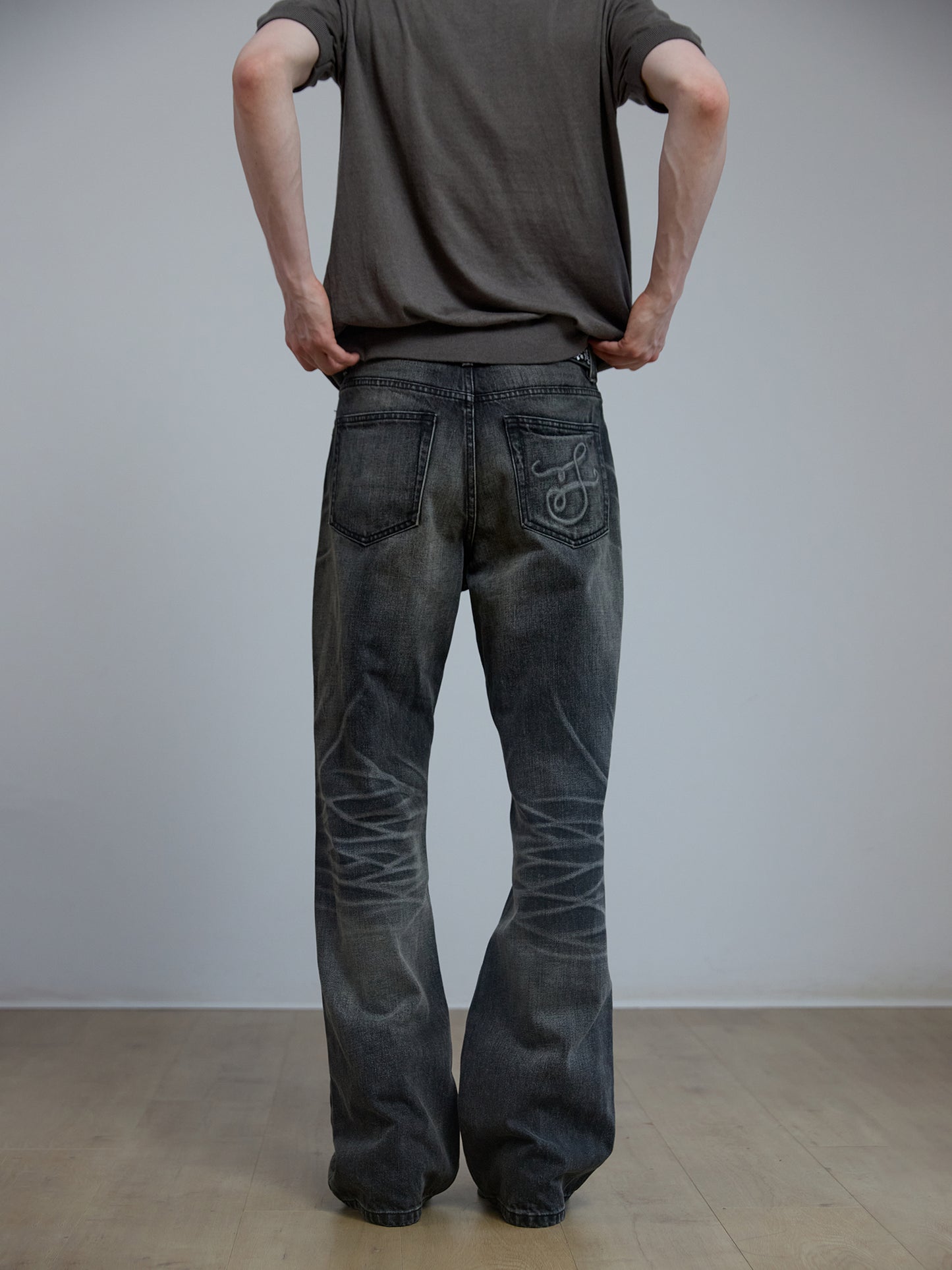 Vintage wash denim pants