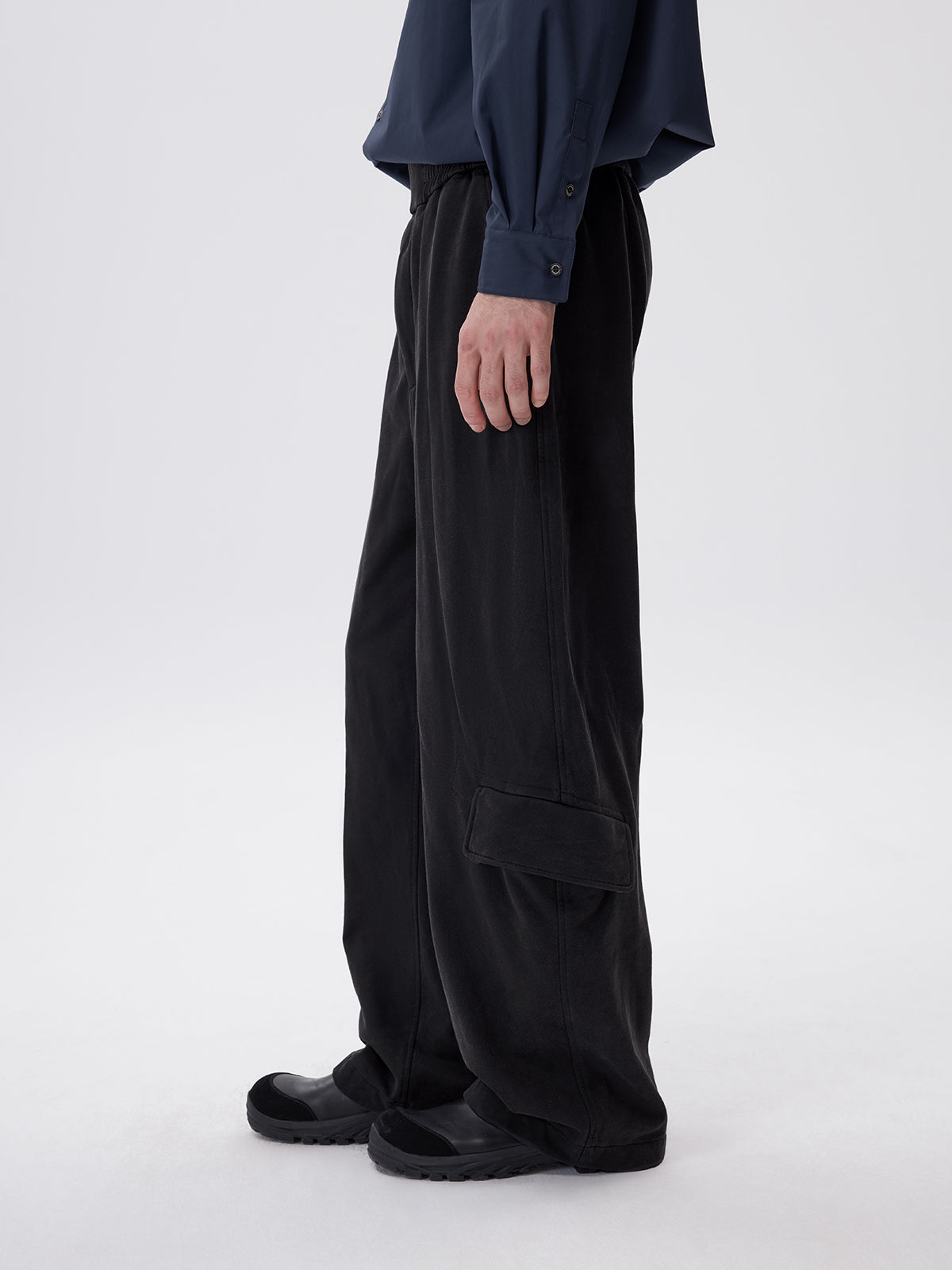 Wash-processed sweatpants