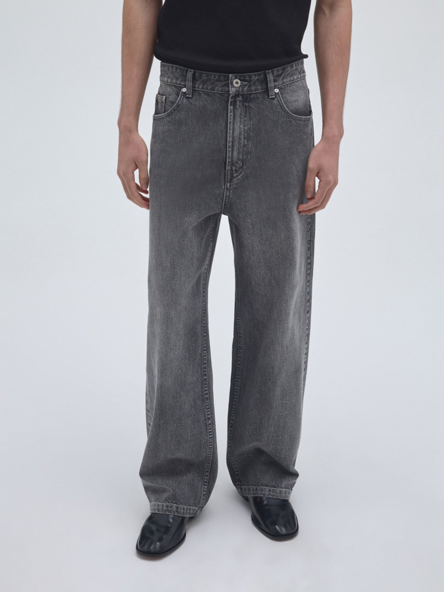 Vintage-Wash Fit Jeans