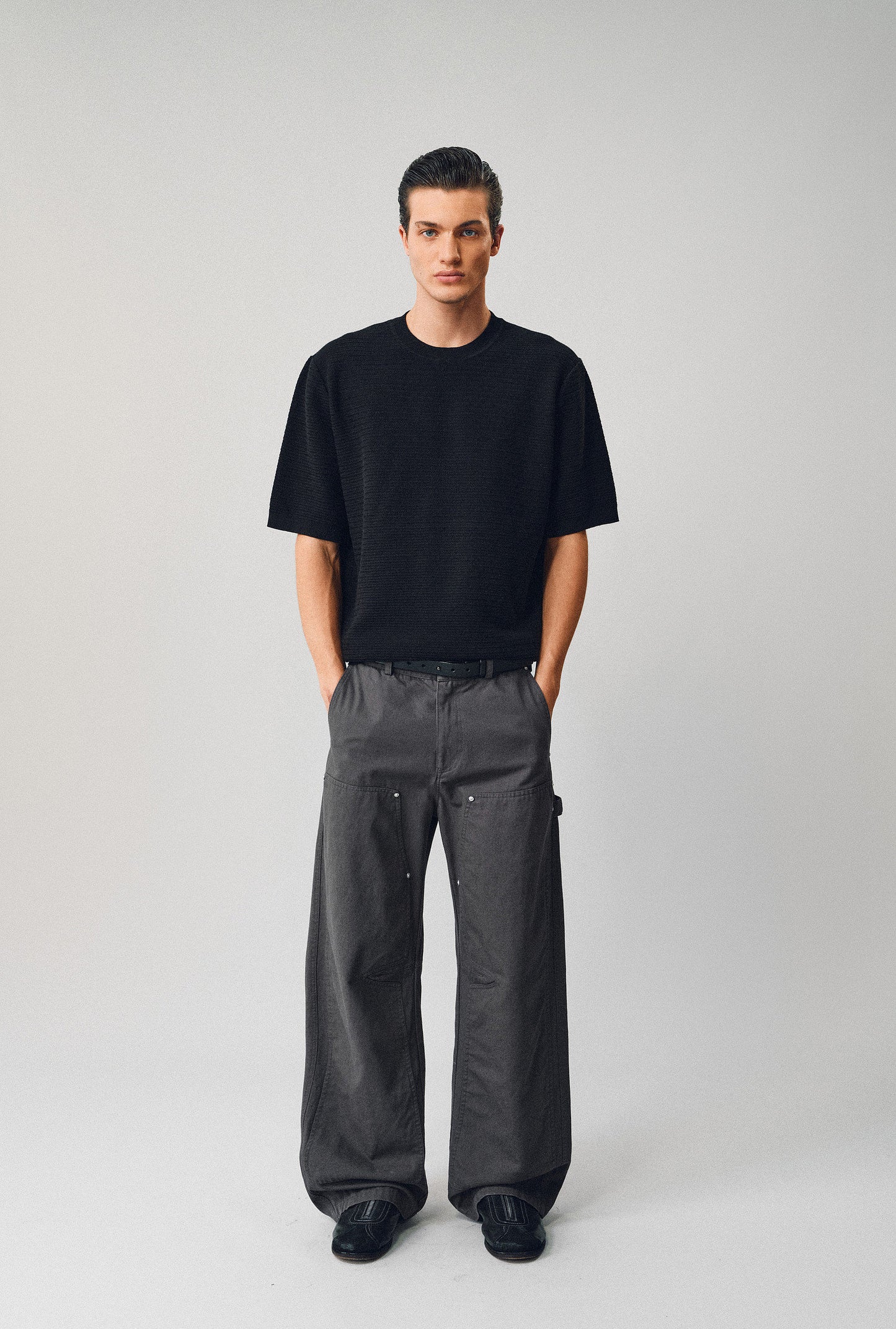 Short-sleeve knit shirt