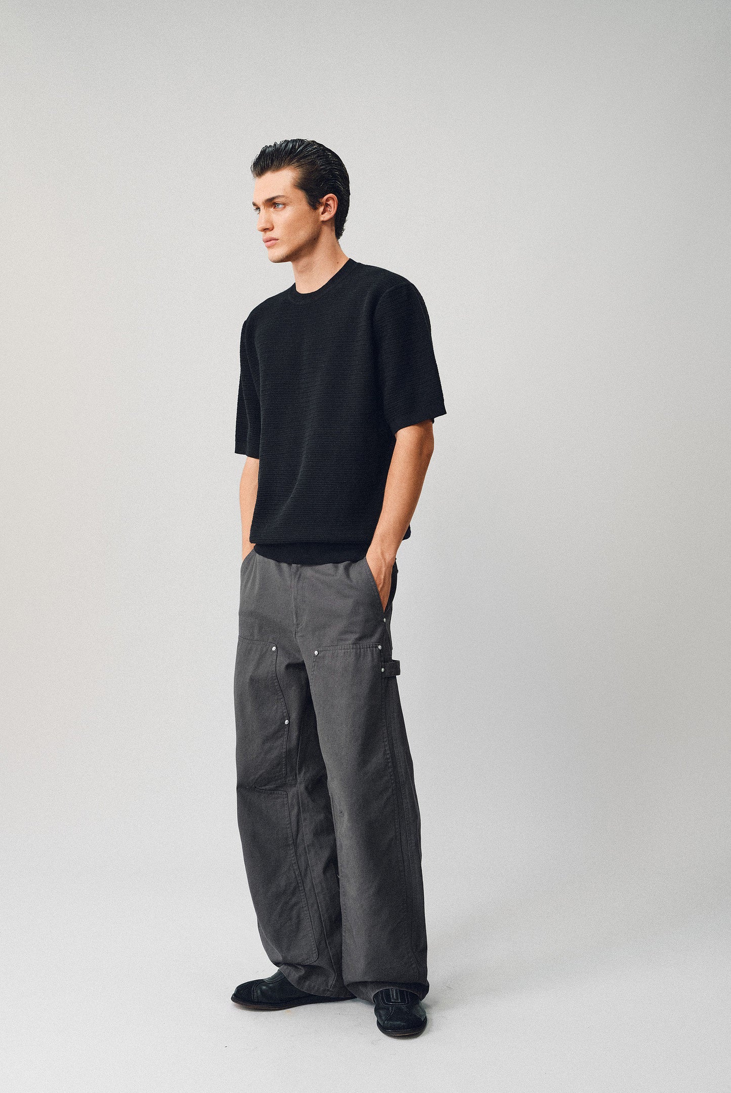 Short-sleeve knit shirt