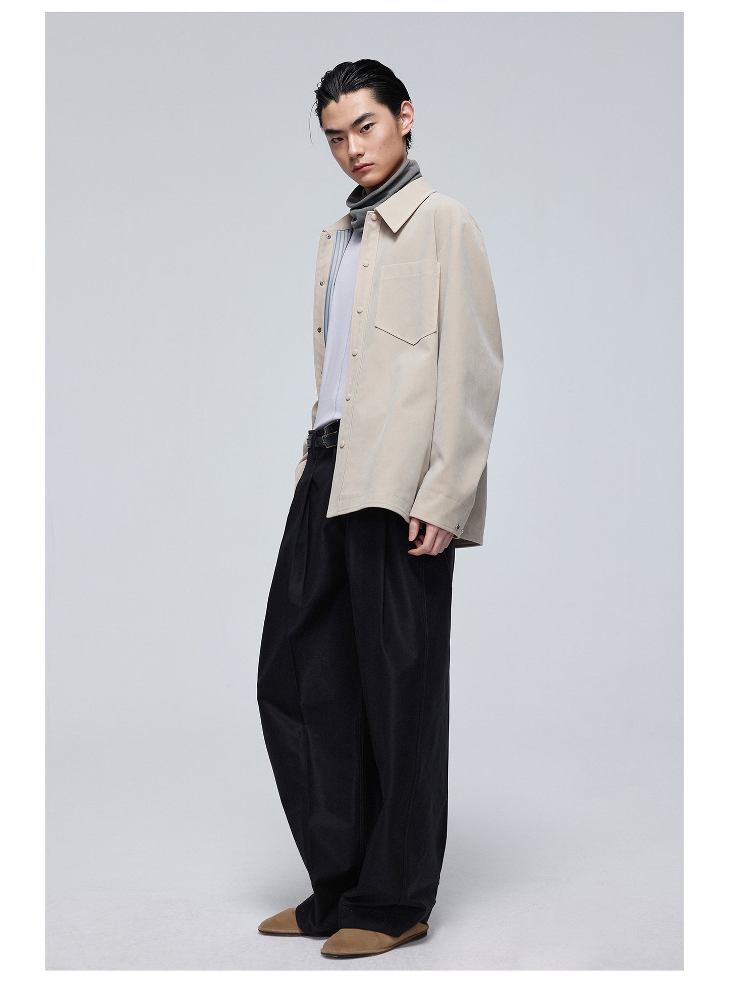 Pleated slim straight slacks pants