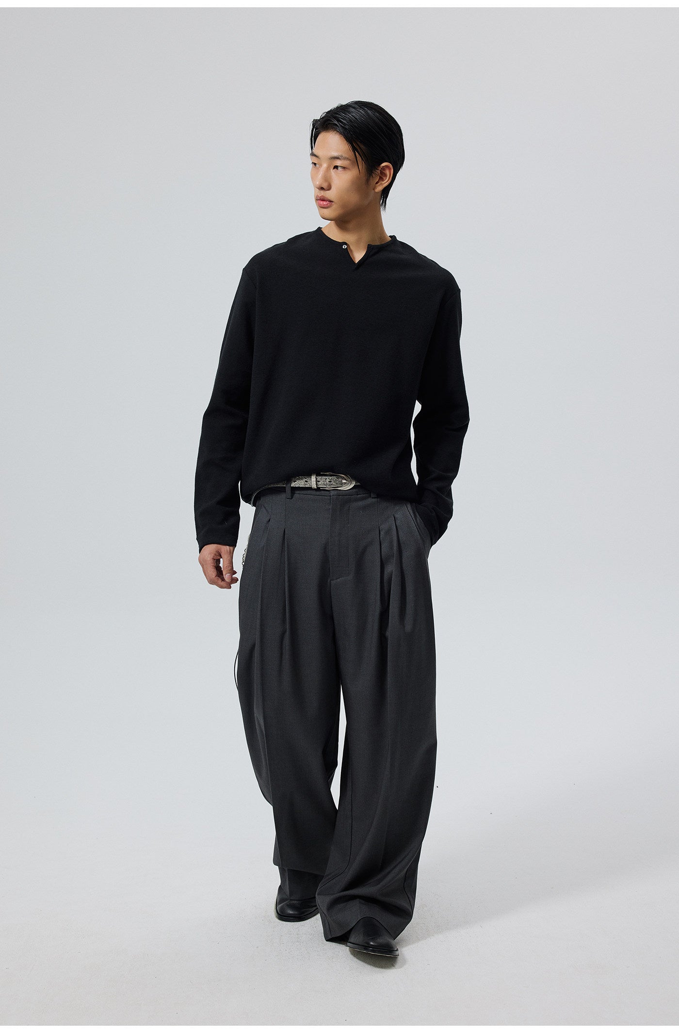 Wrinkle-Resistant Pleated Casual Pants