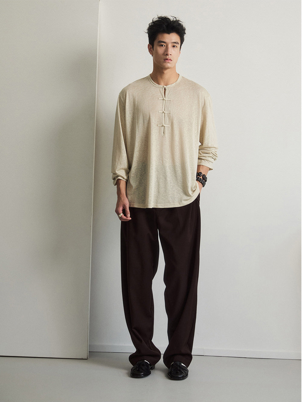 Button-down half-open shirt