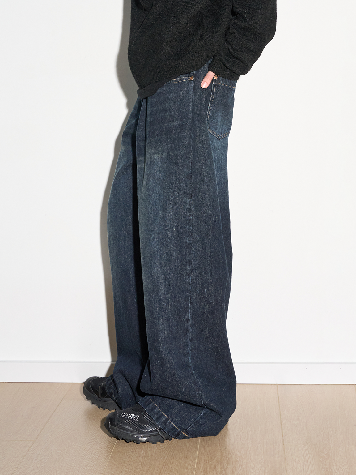 Unisex straight denim pants