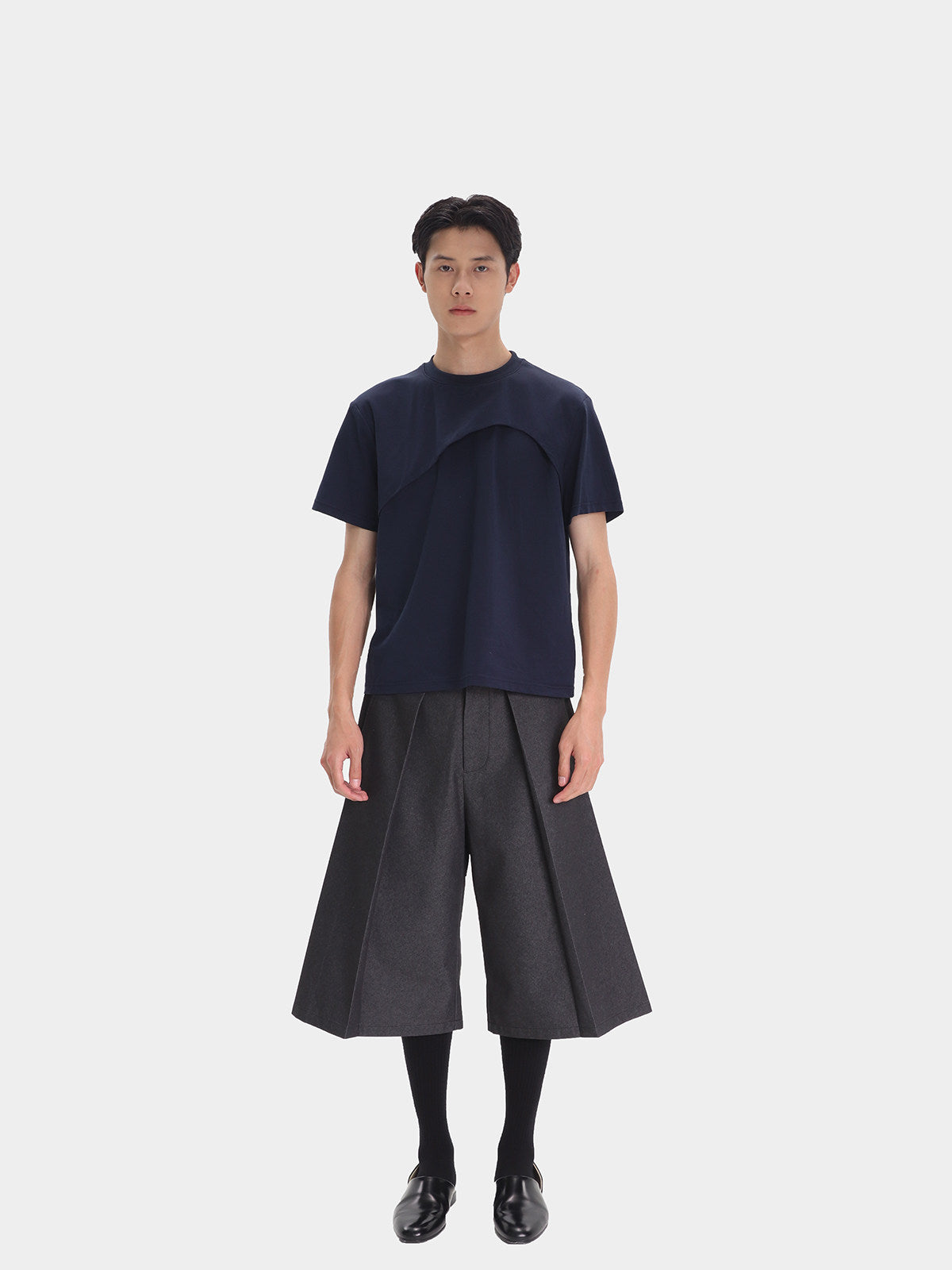 Loose-Fit Double-Pleated Shorts