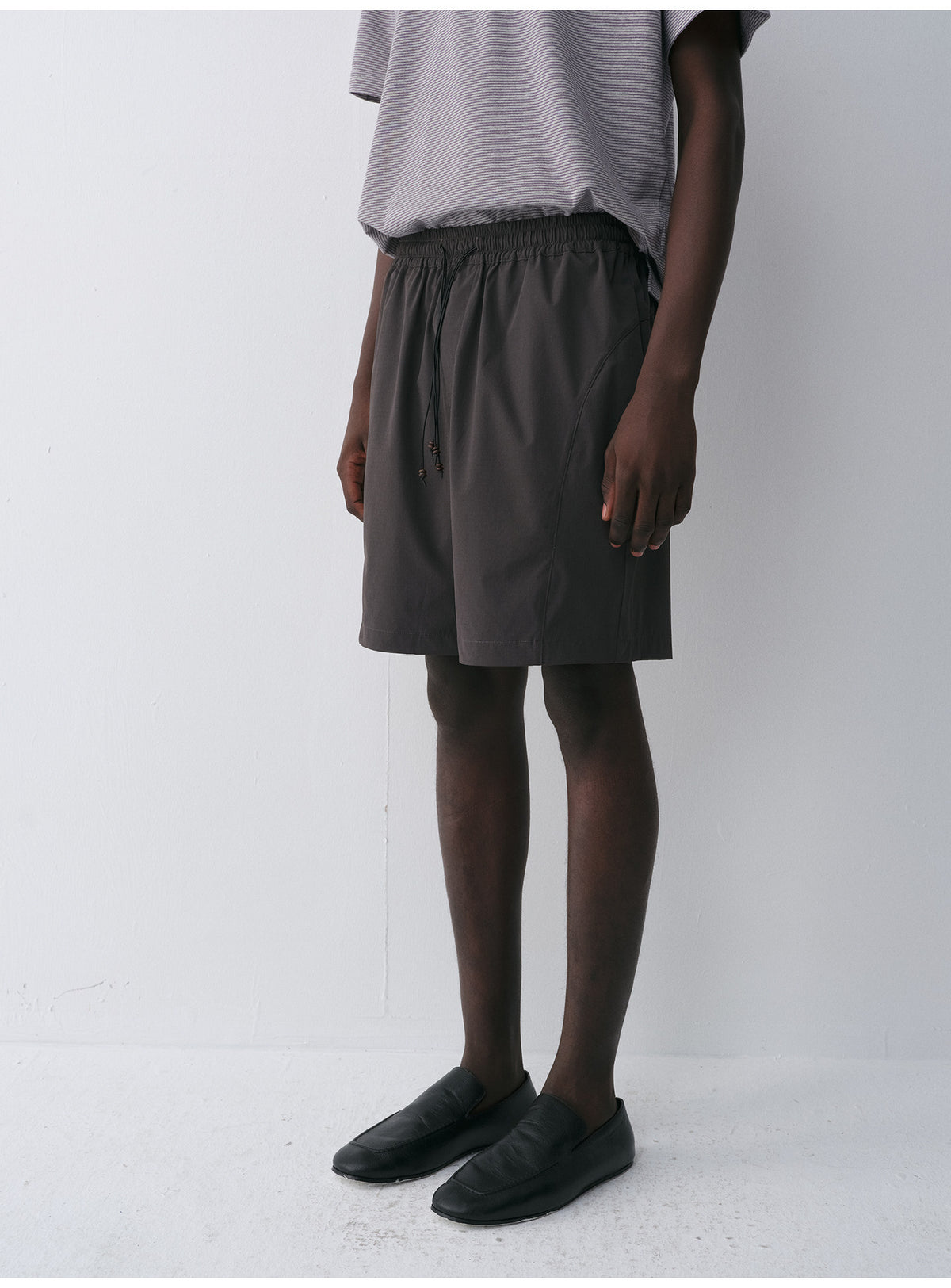 Lightweight Quarter-Length Casual Shorts