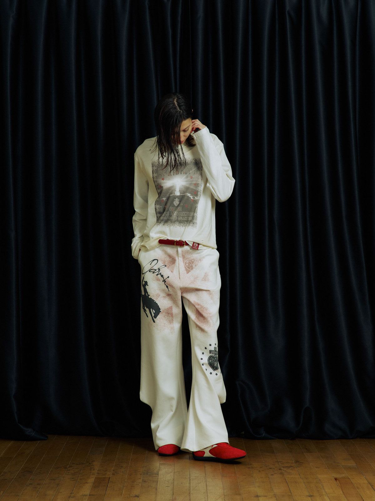 Damage Wash Print Sweatshirt