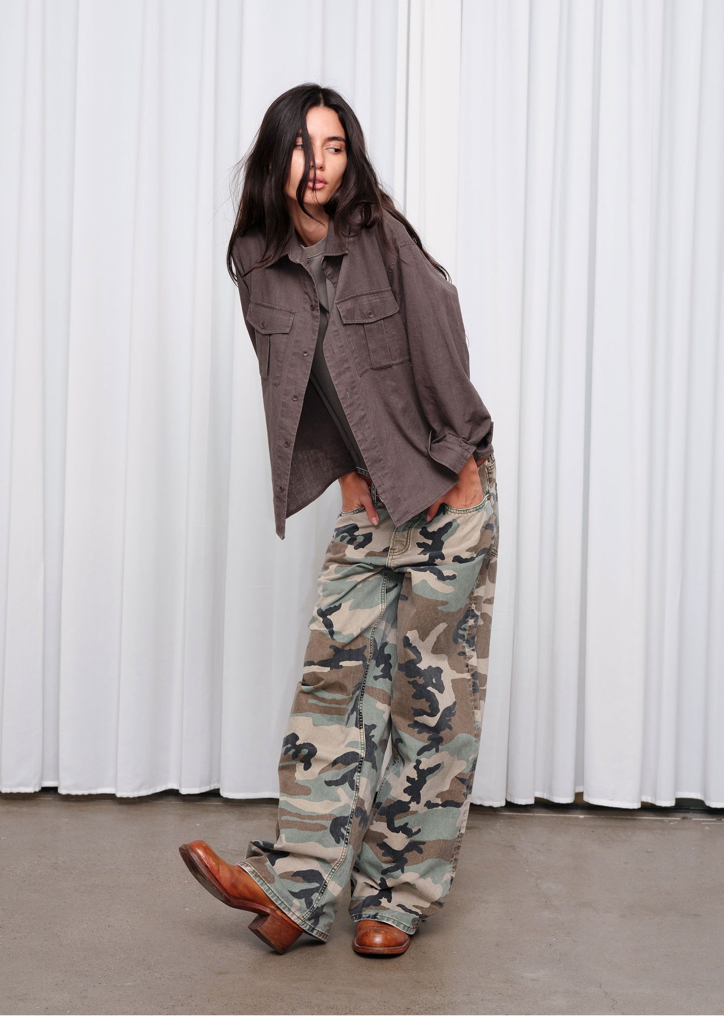 Camouflage-Print Wide-Leg Cargo Pants