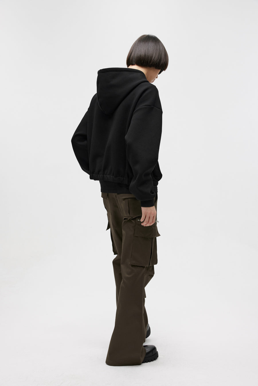 Pleated Air Layer Hooded Sweatshirt