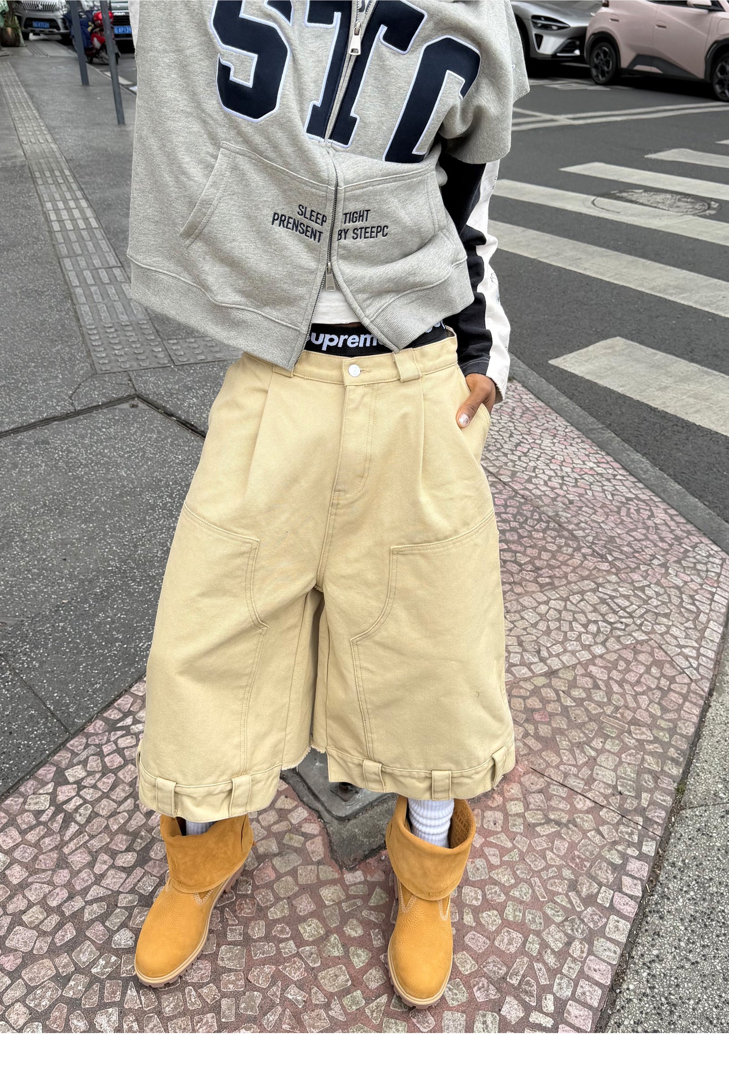 Worker-Style Three-Quarter-Length Shorts