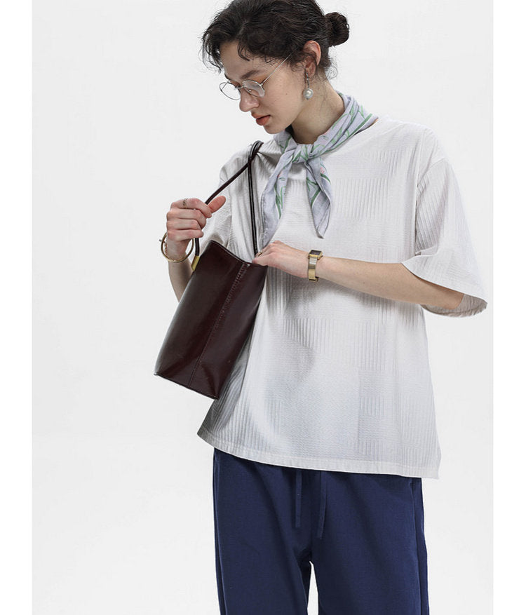 Basic and Simple Round-Neck T-Shirt