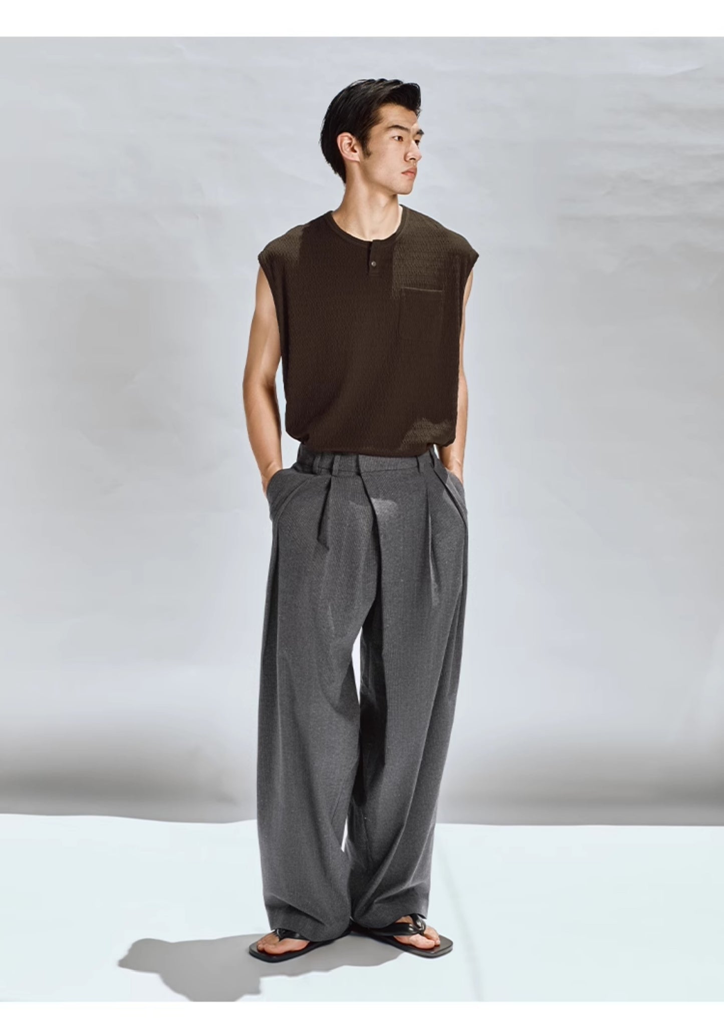 Double pleated casual pants