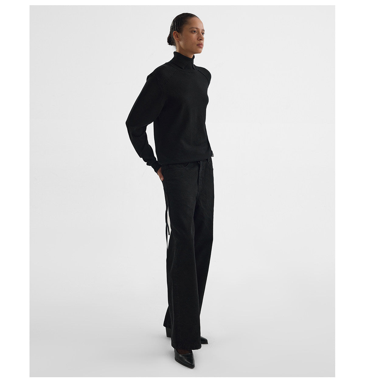 W-Neck Fit Mid-Rise Turtleneck Sweater