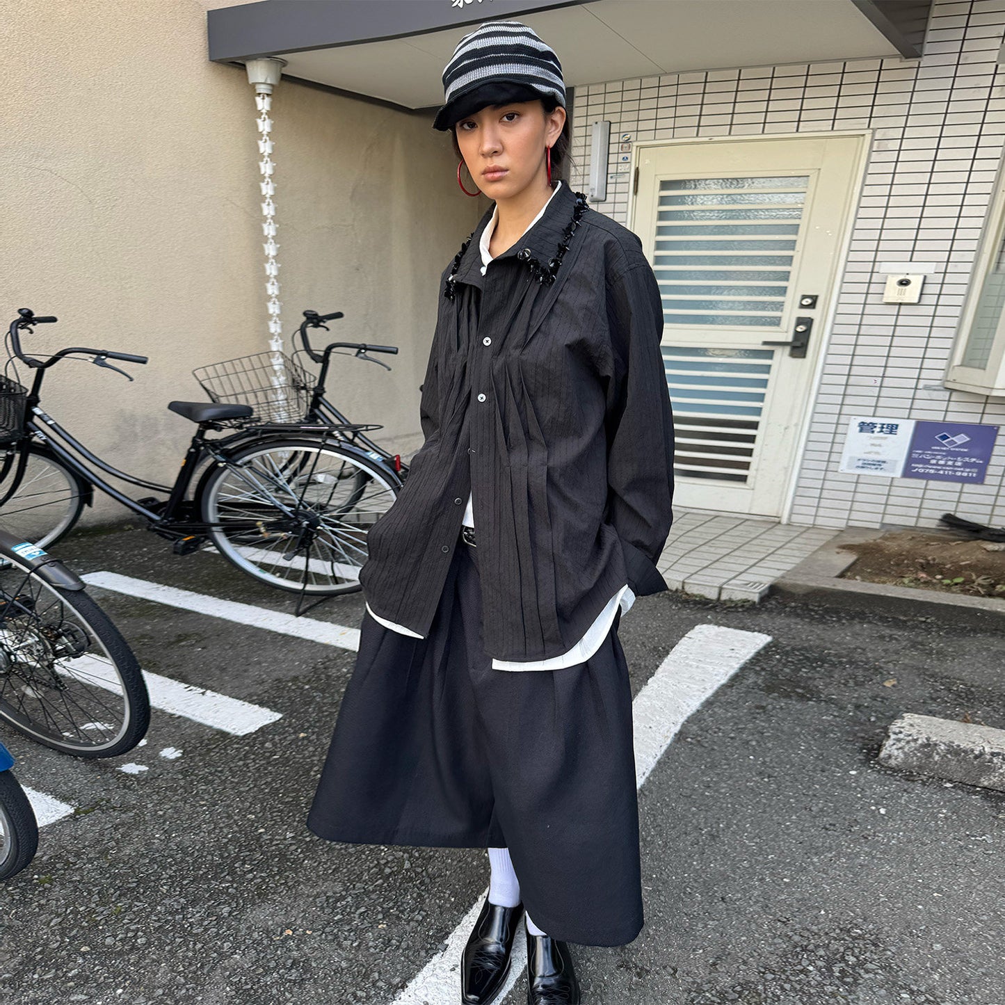 Rhinestone Collar Casual Shirt