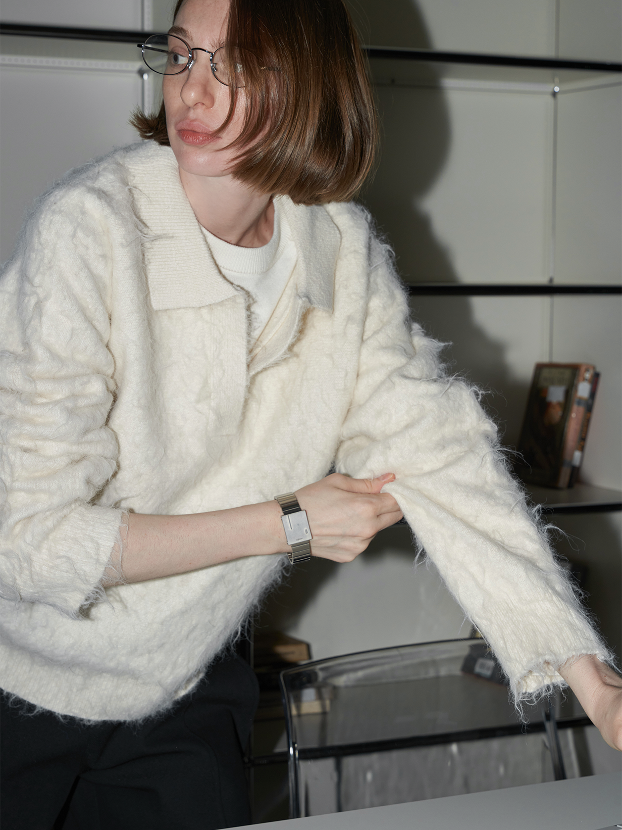 Collar-neck unisex sweater