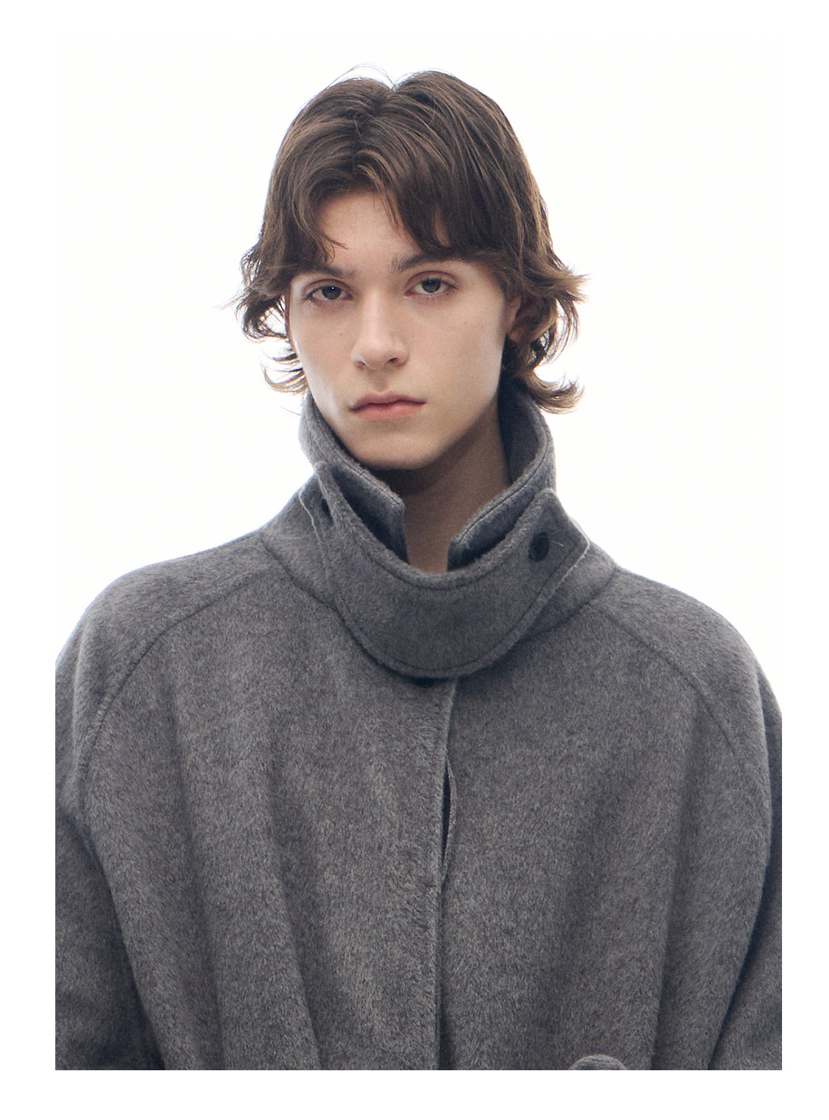 Curved Sleeve Pleated Thick Wool Coat