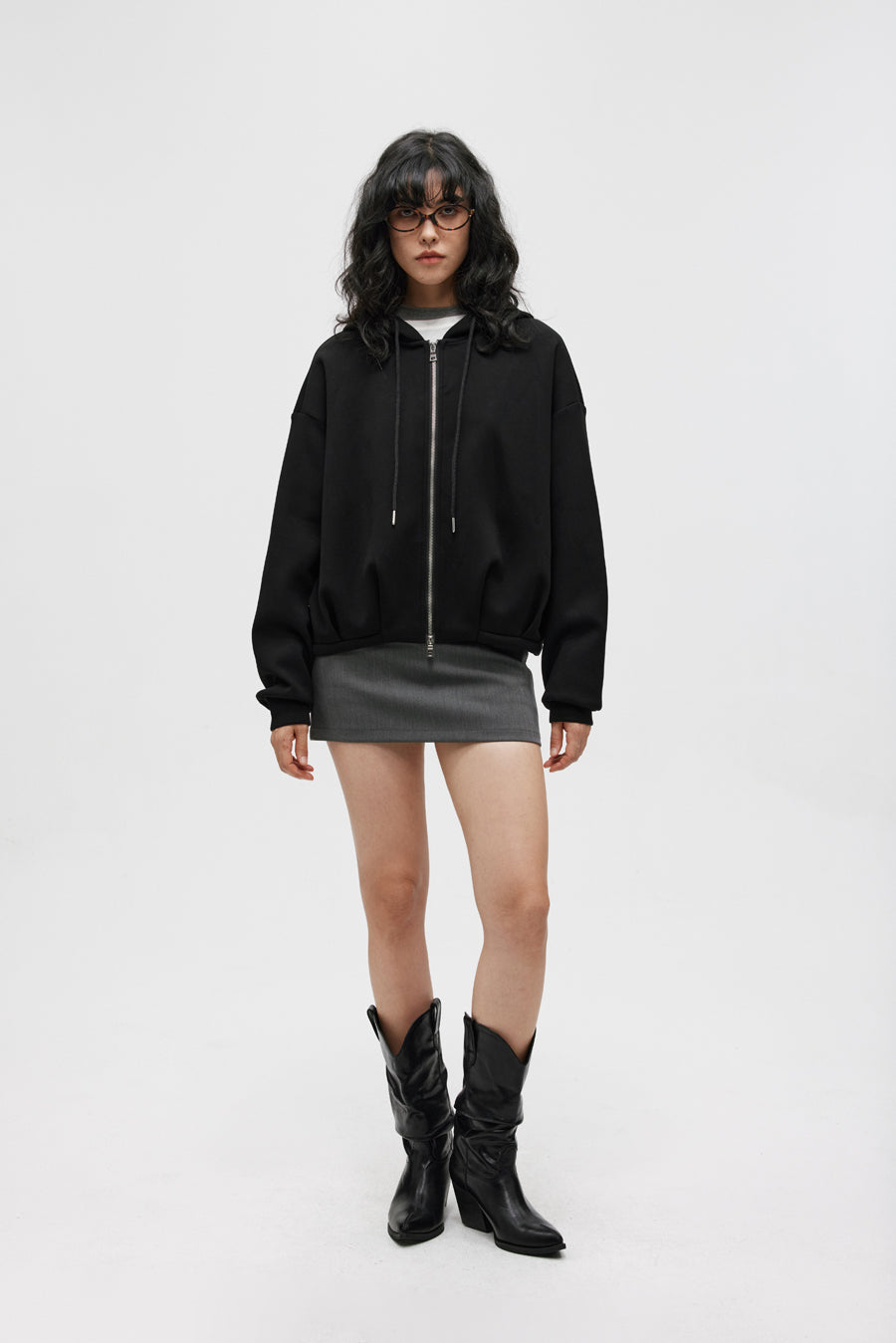 Pleated Air Layer Hooded Sweatshirt