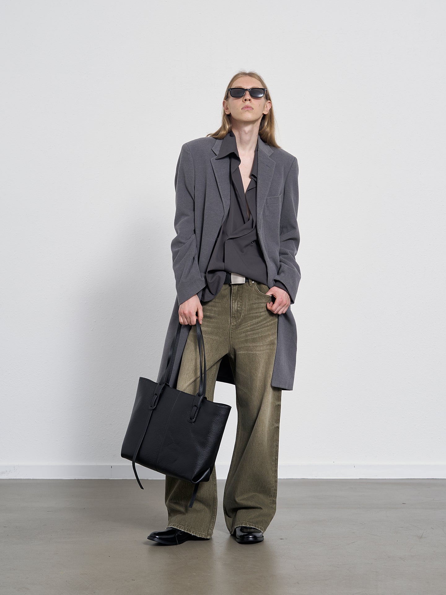 Retro Mid-Rise Denim Pants