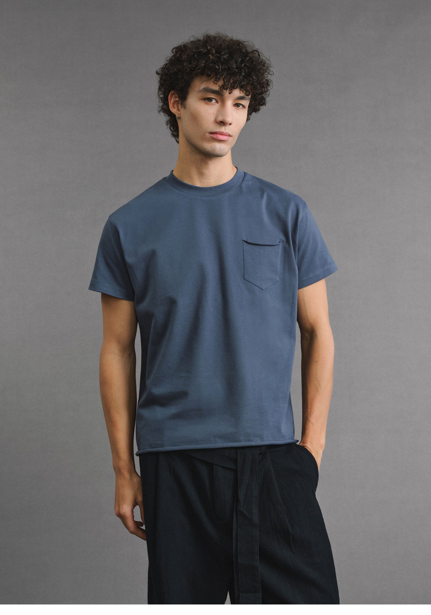 Vintage-Style Rolled Hem Crew Neck T-Shirt