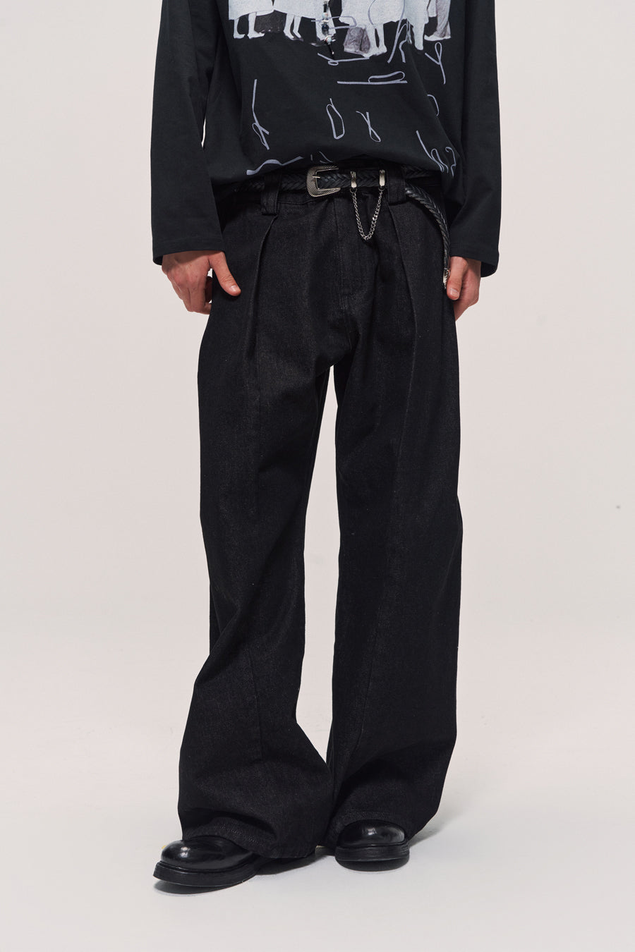 Vintage Double Pleated Jeans