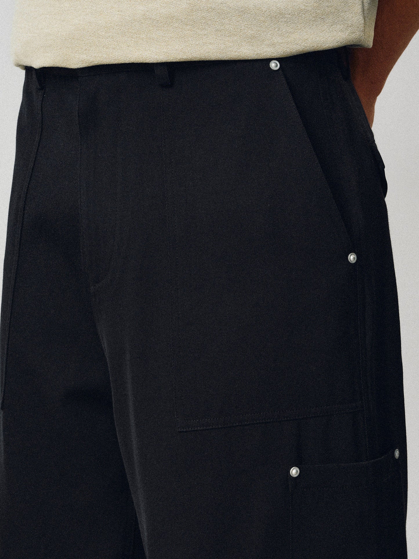 Work pants with pockets