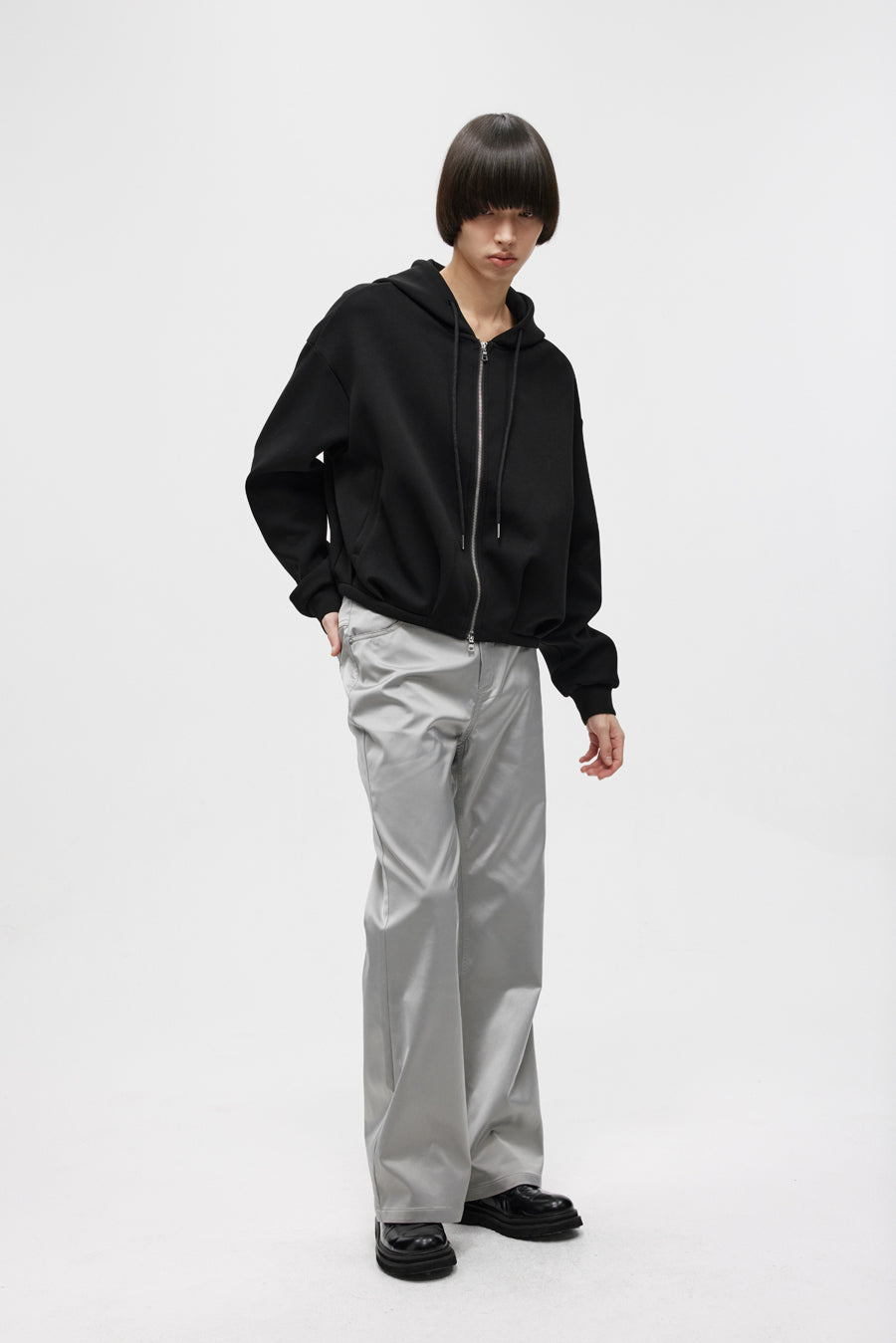 Pleated Air Layer Hooded Sweatshirt