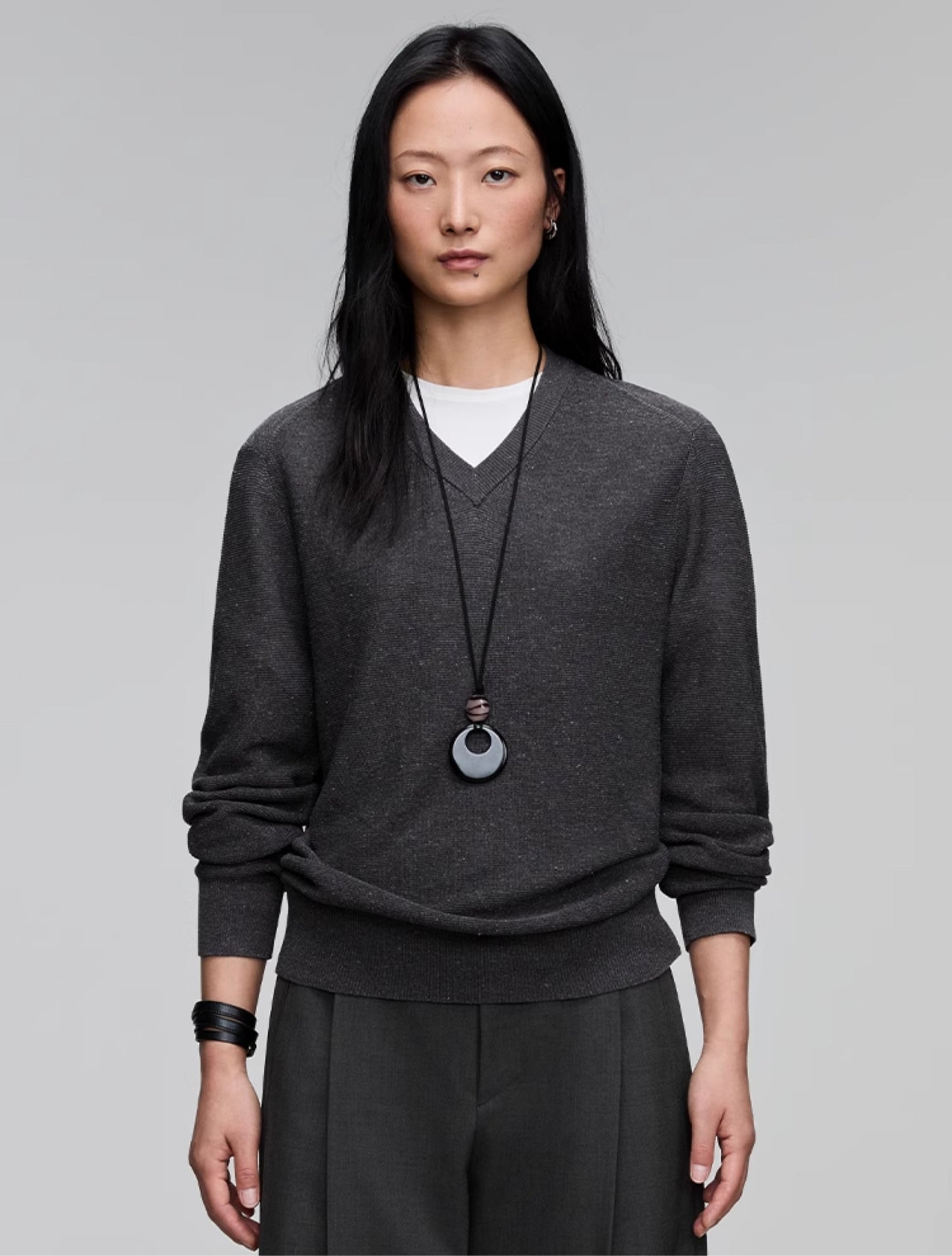 V-neck loose casual knit